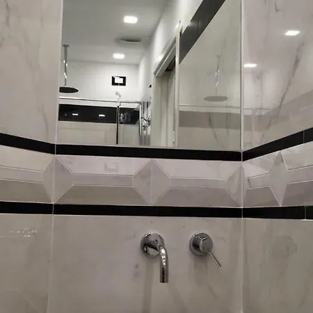 Da Benedetta בית הארחה מונטרוסו אל מארה